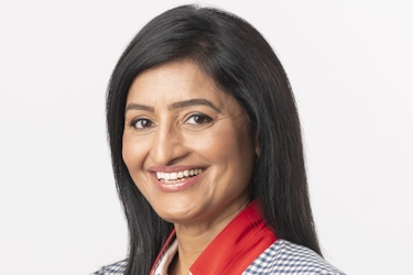 Headshot of Aparna Khurjekar, Chief Revenue Officer, Business Markets and SaaS, Verizon.