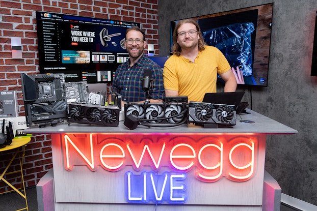  Ben Tibbels and Drew Roder of Newegg, standing in front of their recording set.