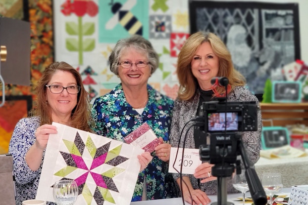  Weekly Facebook Live events help keep Cozy Creative Center customers connected, engaged and purchasing new and holiday-themed products.