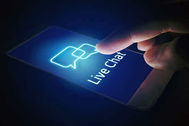 Customers expect to see live chat options on websites.