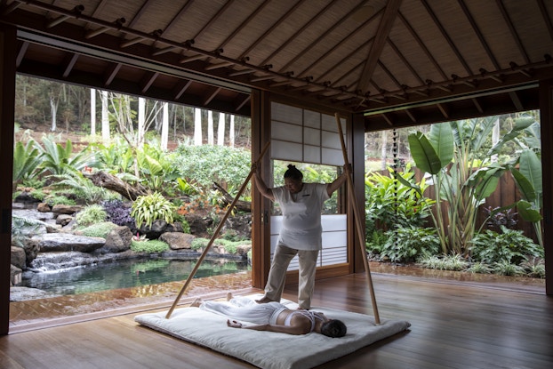  Sensei guides offer guests personalized wellness treatments at Sensei Lānaʻi. ﻿﻿