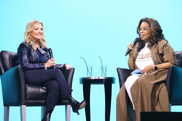  oprah and mindy grossman on stage