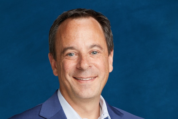  Headshot of Scott Vifquain, Chief Technology Officer at Tailored Brands.