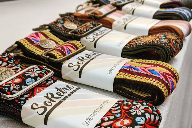 Handcrafted vintage-inspired straps for guitars, cameras and bags from SoRetro.