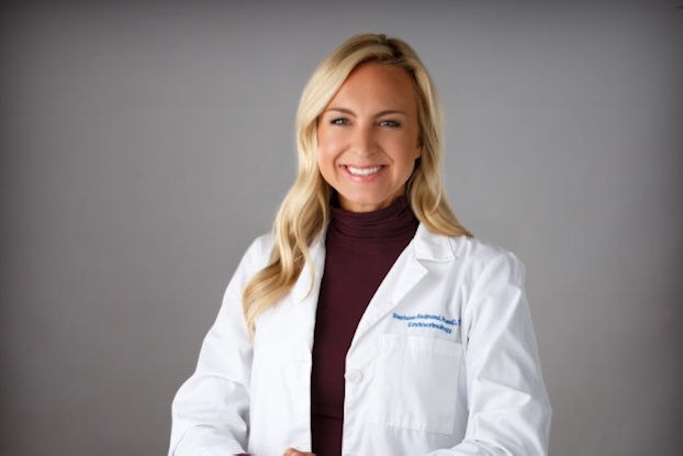 Headshot of Stephanie Redmond, Founder of Dr. Stephanie's and Bye Bye Weekend dietary supplements.