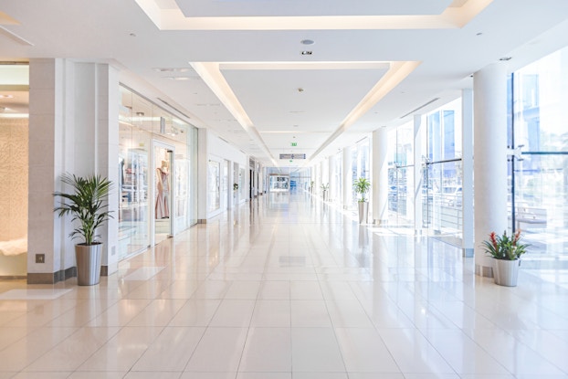 hallway of a mall