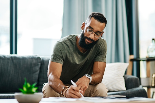 Man sets goals for quarter.